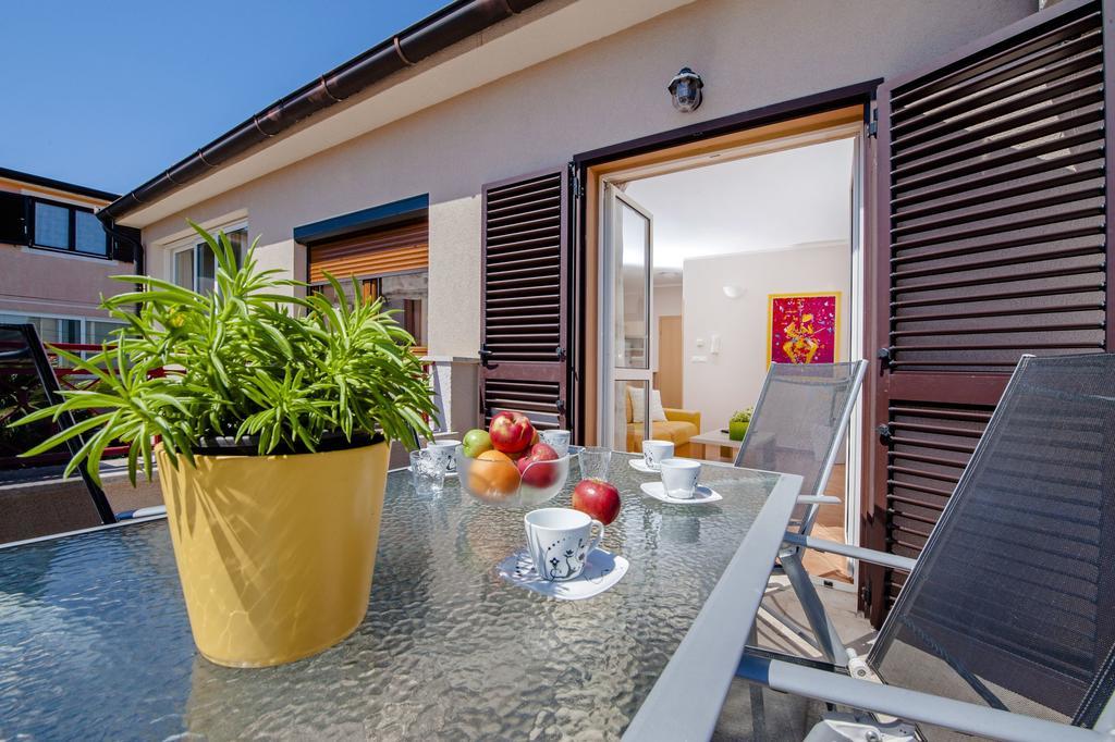 Apartments Karmen Rovinj Buitenkant foto